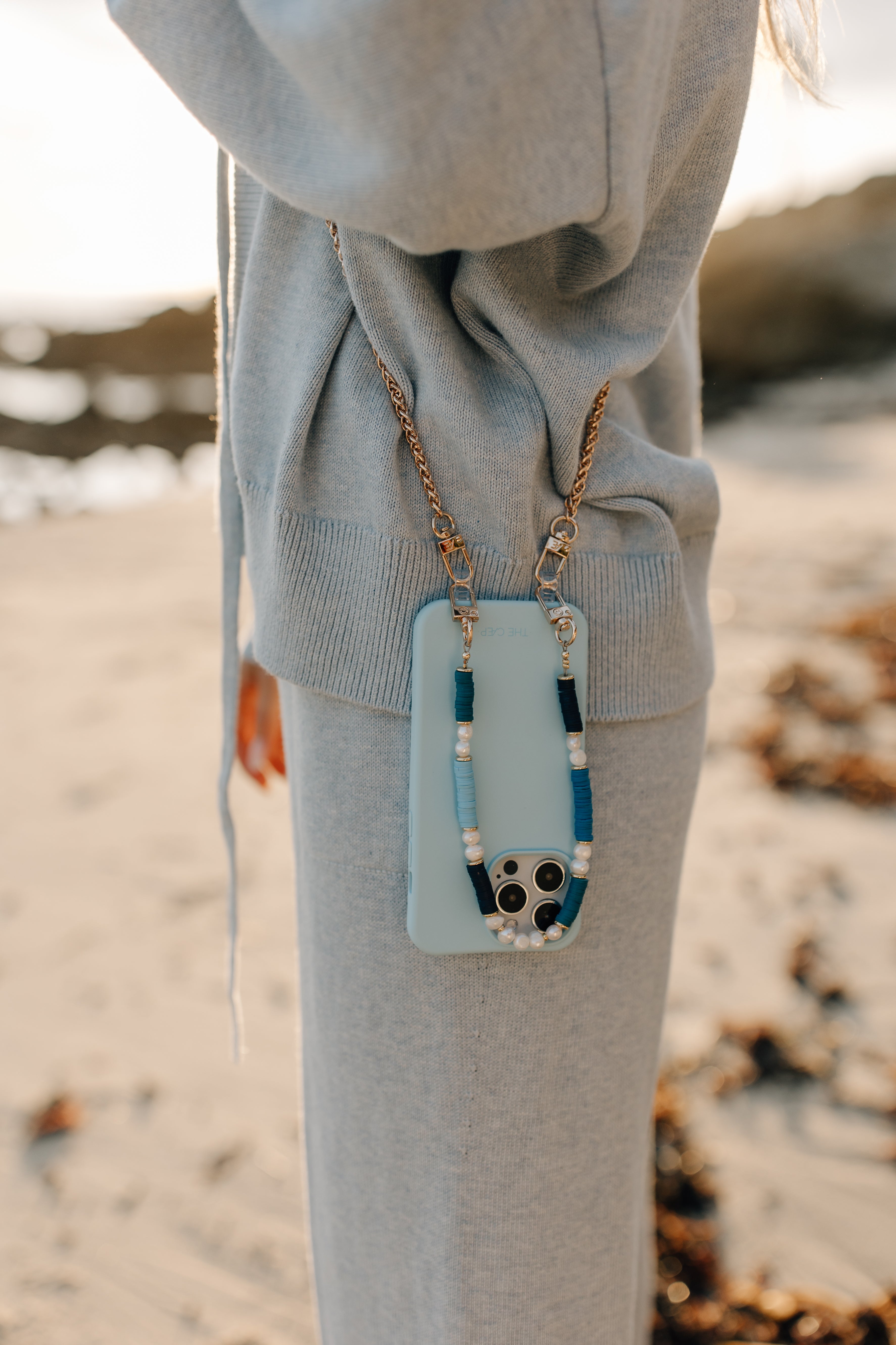 Goldi Round Phone Chain