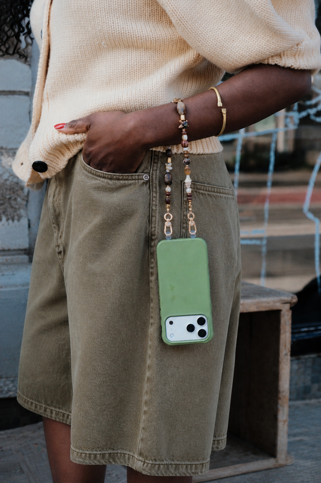 Olive iPhone Case (MagSafe)