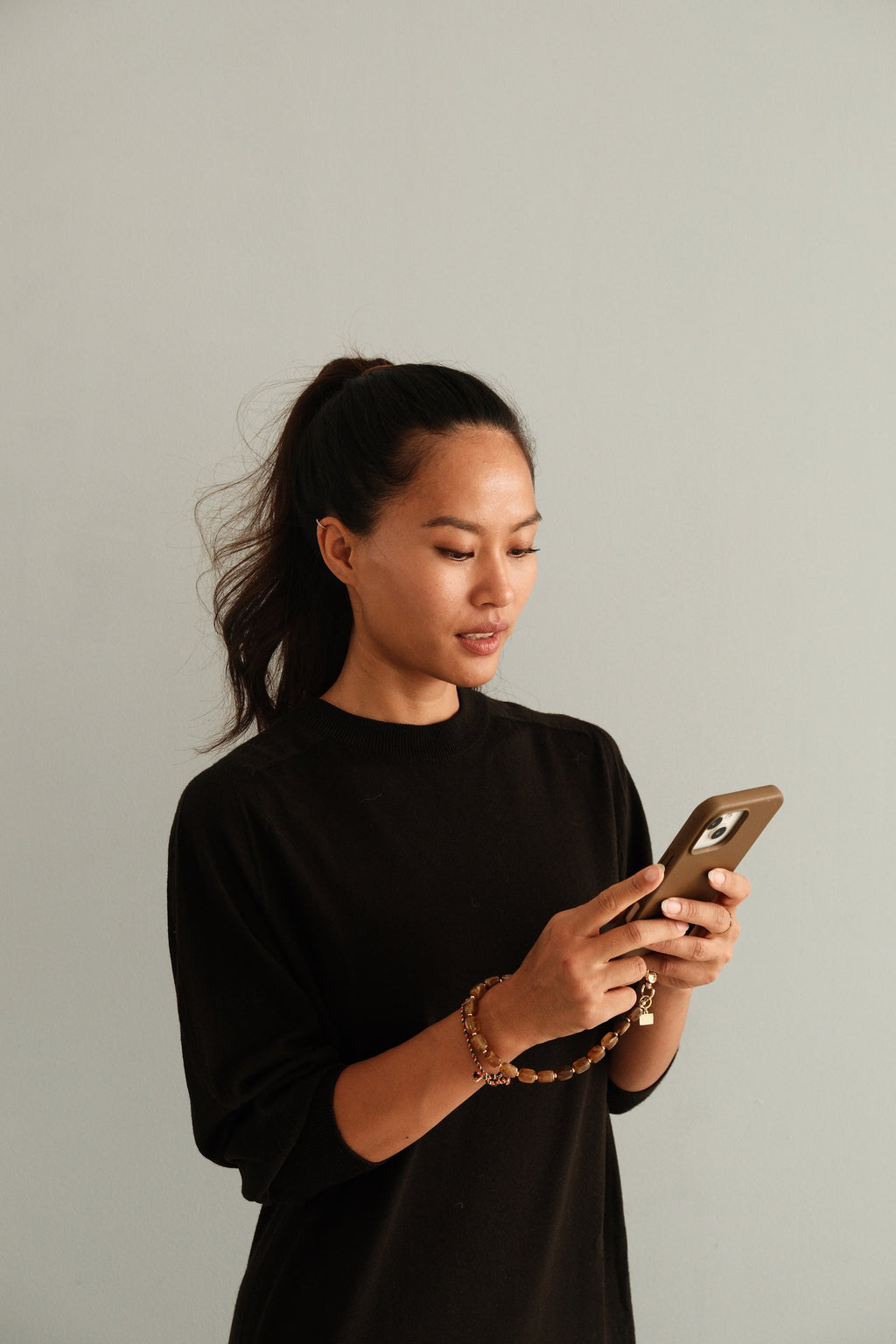 Brune Phone Wristlet