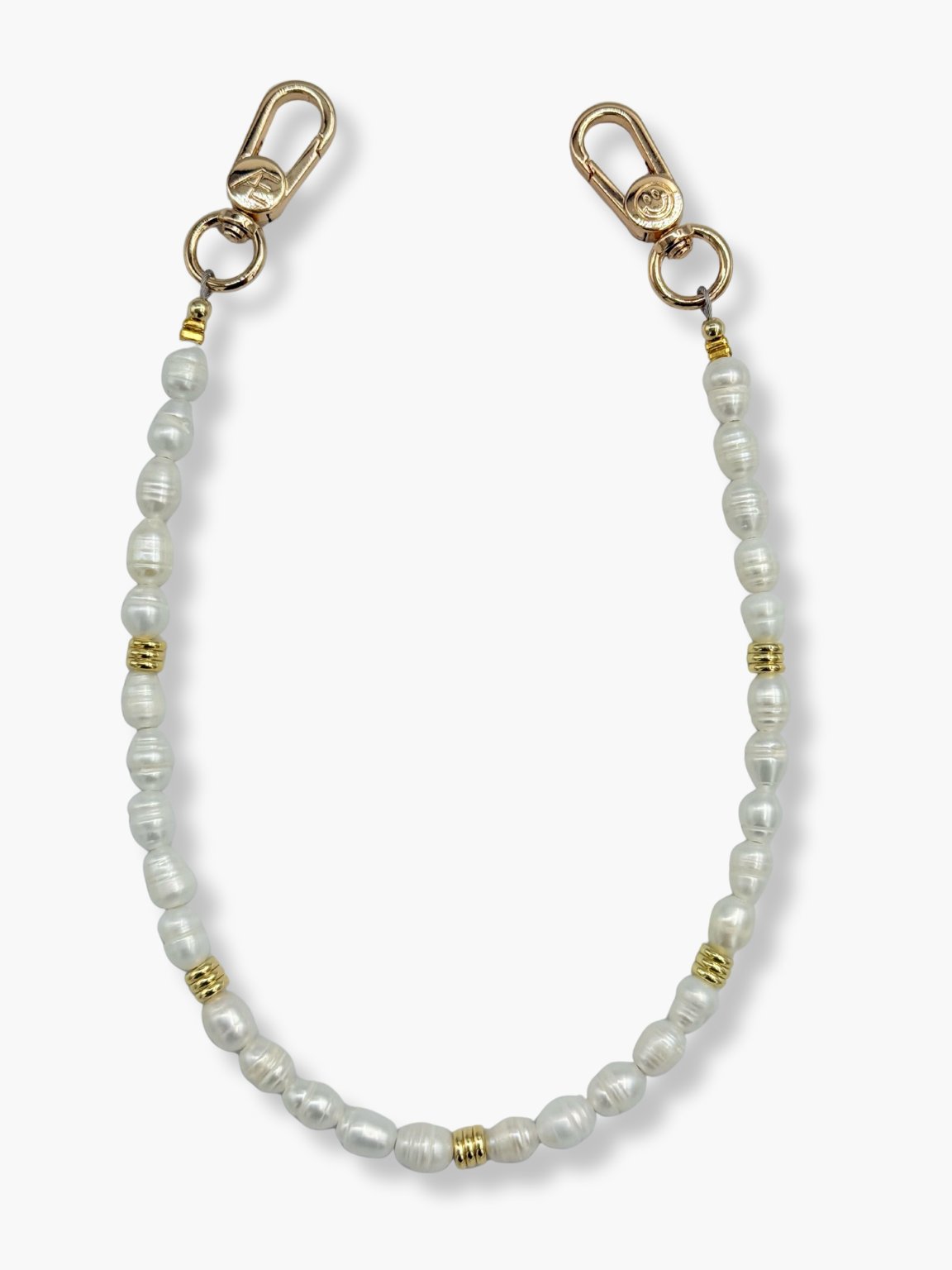 Pearl Minimal Wristlet